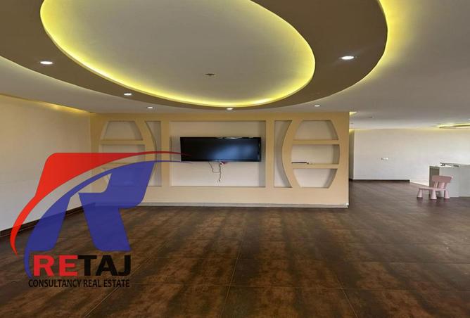 8339923 - Property Image 3