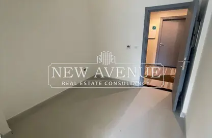 Clinic - Studio - 1 Bathroom for sale in Ozone Health Care District - Al Narges - New Cairo City - Cairo