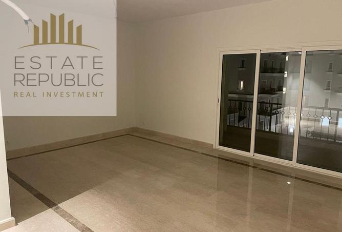 8302841 - Property Image 2