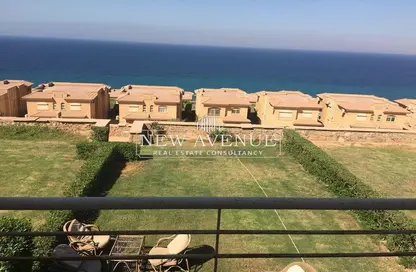 منزل مزدوج - 3 غرف نوم - 3 حمامات للبيع في تلال السخنة - العين السخنة - السويس