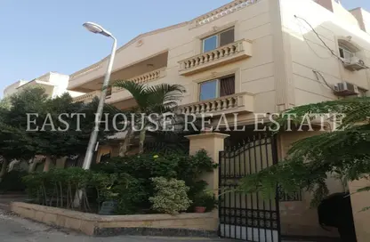 Villa - 5 Bedrooms - 5 Bathrooms for sale in District 3 - The 5th Settlement - New Cairo City - Cairo