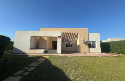 Chalet - 4 Bedrooms - 4 Bathrooms for sale in Koun - Ras Al Hekma - North Coast
