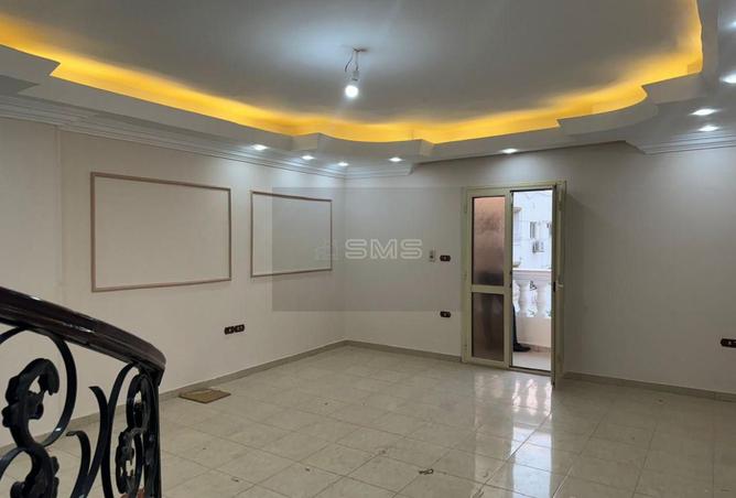 7957893 - Property Image 2
