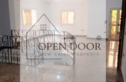 Duplex - 3 Bedrooms - 2 Bathrooms for rent in Mohamed Fawzi St. - Al Narges 7 - Al Narges - New Cairo City - Cairo