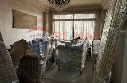 Apartment - 3 Bedrooms - 2 Bathrooms for sale in Nasr City - Cairo
