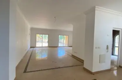 Villa - 3 Bedrooms - 2 Bathrooms for rent in Madinaty - Cairo