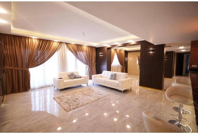 8073451 - Property Image 3