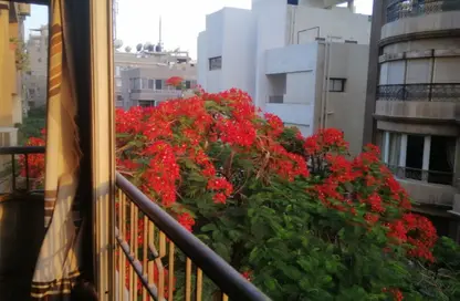 شقة - 3 غرف نوم - 2 حمامات للبيع في ميدان الحكمة - الدقي - الجيزة