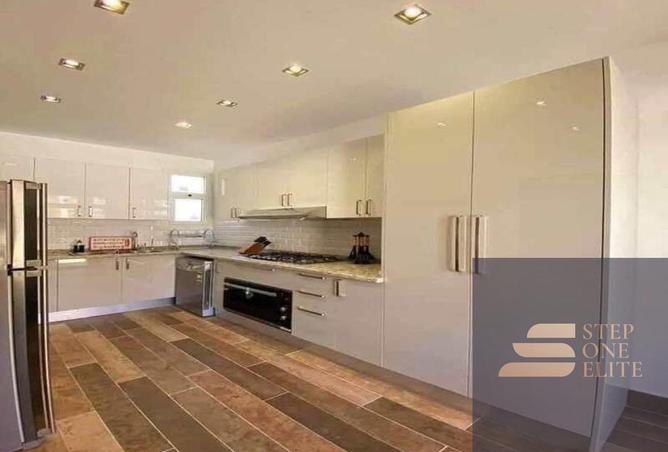 8176242 - Property Image 2