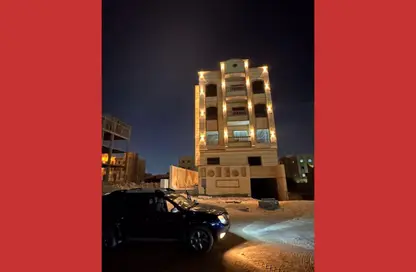 بناية كاملة - استوديو - 8 حمامات للبيع في طريق الواحات - مدينة 6 أكتوبر - الجيزة