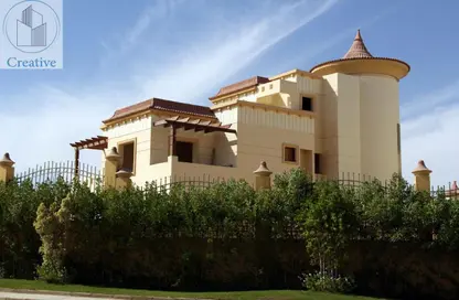 Villa - 5 Bedrooms - 4 Bathrooms for sale in American University Housing District - 5th Settlement Compounds - The 5th Settlement - New Cairo City - Cairo