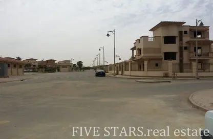 فيلا - 4 غرف نوم - 3 حمامات للبيع في رويال سيتي - كمبوندات الشيخ زايد - الشيخ زايد - الجيزة