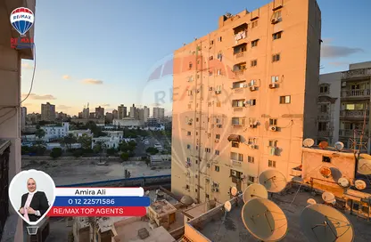 شقة - 3 غرف نوم - 3 حمامات للبيع في محرم بك - حي وسط - الاسكندرية