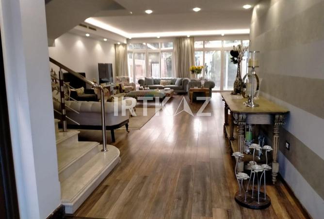 8045661 - Property Image 2