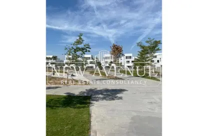 فيلا - 4 غرف نوم - 5 حمامات للبيع في كمبوند البروج - كمبوندات الشروق - مدينة الشروق - القاهرة