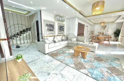 Penthouse - 4 Bedrooms - 5 Bathrooms for rent in Eastown - 5th Settlement Compounds - The 5th Settlement - New Cairo City - Cairo