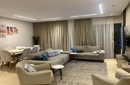 Apartment - 2 Bedrooms - 2 Bathrooms for sale in Lake View Residence - 5th Settlement Compounds - The 5th Settlement - New Cairo City - Cairo