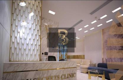 وحدة طبية - استوديو - 1 حمام للبيع في شارع التسعين الشمالي - التجمع الخامس - مدينة القاهرة الجديدة - القاهرة