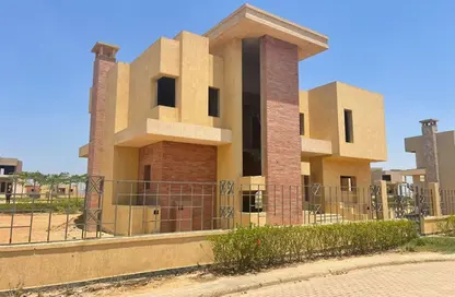 فيلا - 6 غرف نوم - 7 حمامات للبيع في ايفي - طريق مصر اسكندرية الصحراوي - الجيزة