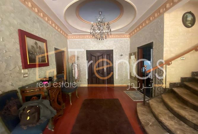 8176250 - Property Image 2