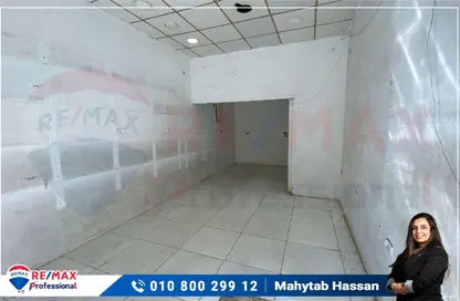 Shop - Studio - 1 Bathroom for rent in Smouha Square - Smouha - Hay Sharq - Alexandria