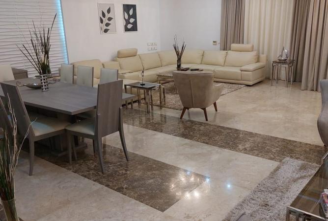 8003819 - Property Image 3