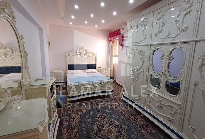 8240065 - Property Image 3