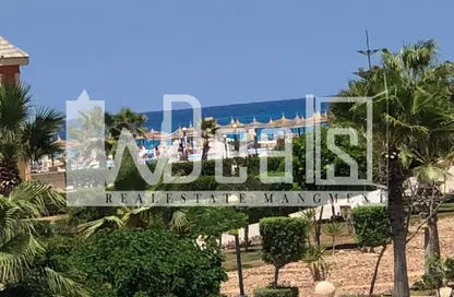 Twin House - 4 Bedrooms - 2 Bathrooms for sale in Bluemar Wadi Degla - Sidi Abdel Rahman - North Coast