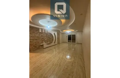 Apartment - 3 Bedrooms - 2 Bathrooms for sale in 13th Sector - Zahraa El Maadi - Hay El Maadi - Cairo
