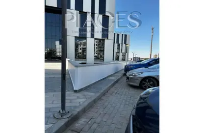 Office Space - Studio - 1 Bathroom for sale in V90 - North Teseen St. - The 5th Settlement - New Cairo City - Cairo