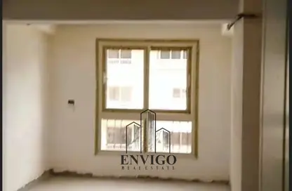 Apartment - 3 Bedrooms - 2 Bathrooms for sale in Abd Al Azim Al Gholami St. - 6th Zone - Nasr City - Cairo