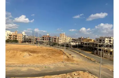 تاون هاوس - 4 غرف نوم - 4 حمامات للبيع في رويال فالي - محور 26 يوليو - مدينة 6 أكتوبر - الجيزة