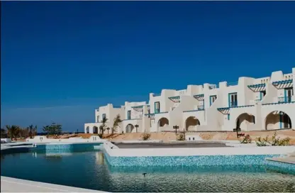 Chalet - 2 Bedrooms - 2 Bathrooms for sale in Mountain View - Ras Al Hekma - North Coast
