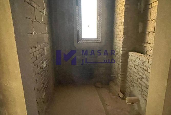 8239863 - Property Image 3