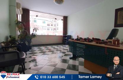 شقة - غرفة نوم - 1 حمام للبيع في شارع الفتح - فلمنج - حي شرق - الاسكندرية