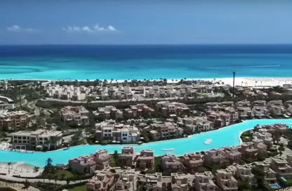 فيلا - 5 غرف نوم - 4 حمامات للبيع في سول الساحل الشمال - قسم الضبعة - الساحل الشمالي