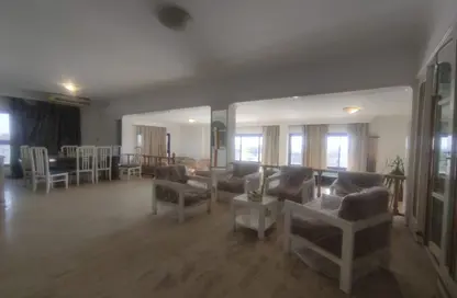 شقة - 4 غرف نوم - 3 حمامات للايجار في سرايات المعادي - حي المعادي - القاهرة