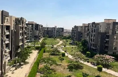 شقة - 3 غرف نوم - 2 حمامات للبيع في شارع المهندس احمد كمال حمدي - الحي السادس عشر - الشيخ زايد - الجيزة