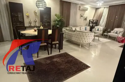 شقة - 3 غرف نوم - 2 حمامات للبيع في البنفسج 3 - البنفسج - مدينة القاهرة الجديدة - القاهرة
