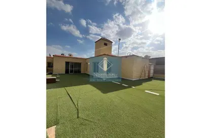 Office Space - Studio - 4 Bathrooms for rent in Degla Square - Degla - Hay El Maadi - Cairo