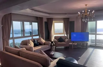 Apartment - 6 Bedrooms - 6 Bathrooms for sale in Cornish El Nile St. - Maadi - Hay El Maadi - Cairo