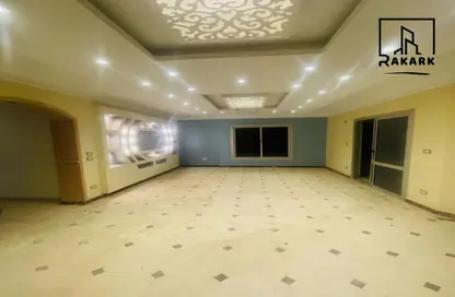 Office Space - Studio - 1 Bathroom for rent in Gesr Al Suez St. - Roxy - Heliopolis - Masr El Gedida - Cairo