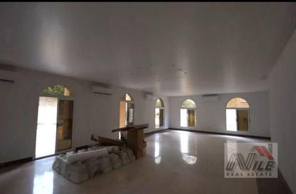 Villa - 5 Bedrooms - 6 Bathrooms for sale in Royal Maxim - 5th Settlement Compounds - The 5th Settlement - New Cairo City - Cairo