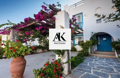 Apartment - 3 Bedrooms - 3 Bathrooms for sale in Mountain View - Ras Al Hekma - North Coast