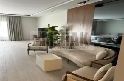 Apartment - 3 Bedrooms - 3 Bathrooms for sale in West Golf - El Katameya Compounds - El Katameya - New Cairo City - Cairo