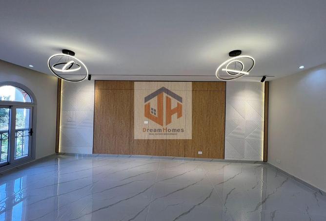 8420726 - Property Image 2