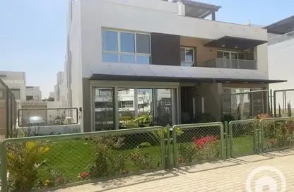 Villa - 5 Bedrooms - 5 Bathrooms for sale in Upville - Cairo Alexandria Desert Road - 6 October City - Giza