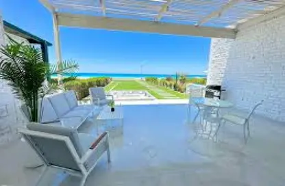 Chalet - 2 Bedrooms - 2 Bathrooms for sale in Salt - Ras Al Hekma - North Coast