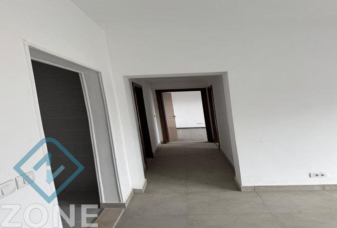 8440586 - Property Image 3