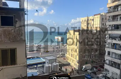 شقة - 3 غرف نوم - 2 حمامات للبيع في طريق الجيش - كامب شيزار - حي وسط - الاسكندرية